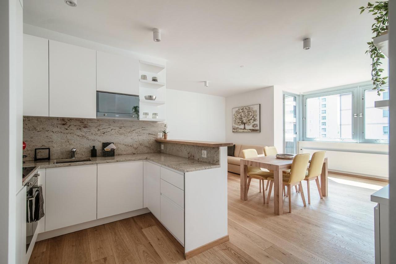 Palace Apartment By Quokka 360 - 2 Minutes From Lugano Lido 외부 사진